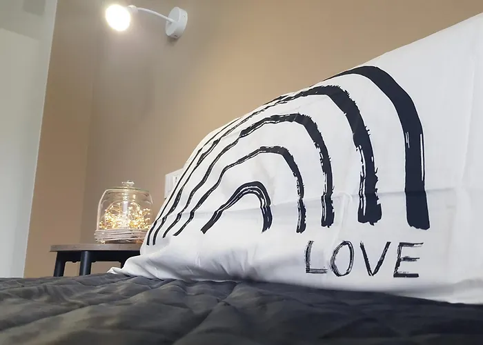 Casa Di Silvia. Sei Km Da Апартаменты Lipomo